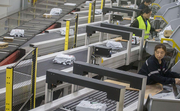 快遞包裹分揀機,包裹分揀機,快遞分揀機廠家,高臻智能